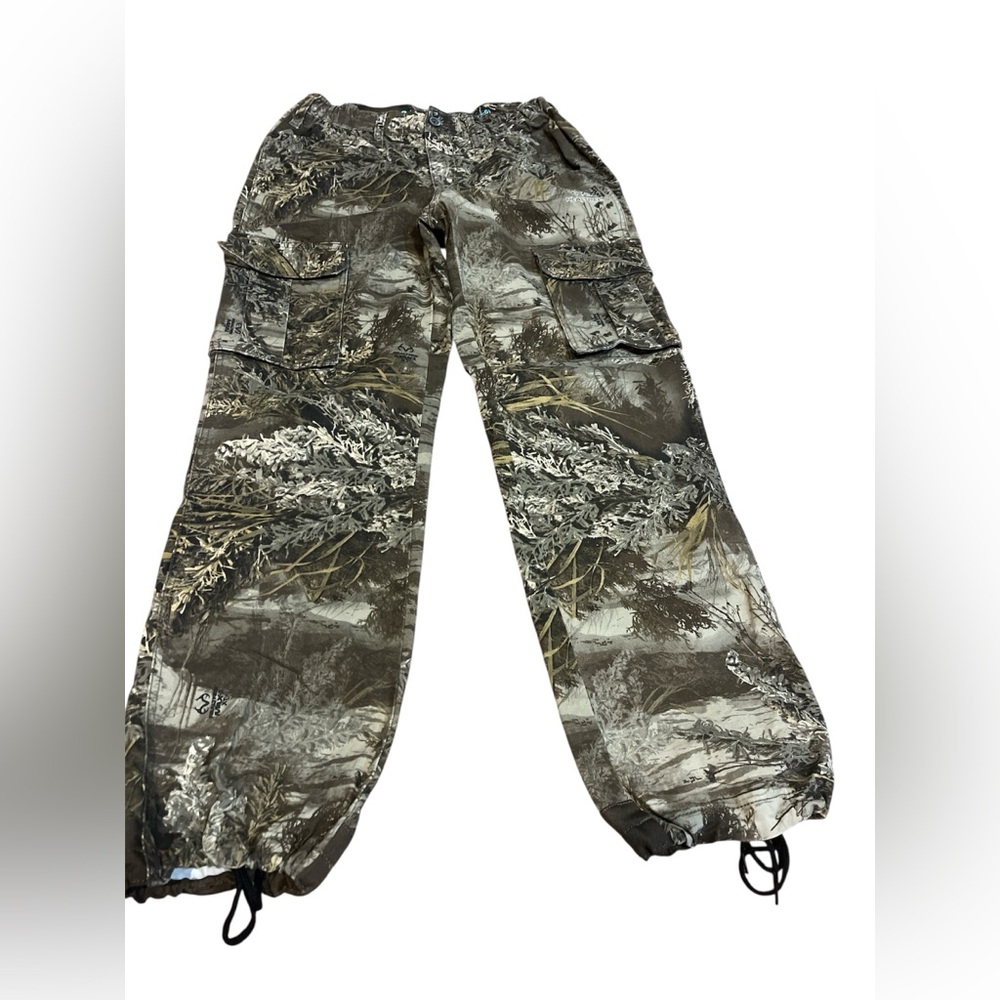 Realtree Camouflage Outdoor Pants - Brown and Green